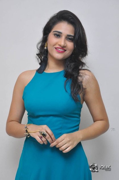 Priya-Singh-at-Manasainodu-Movie-Audio-Launch